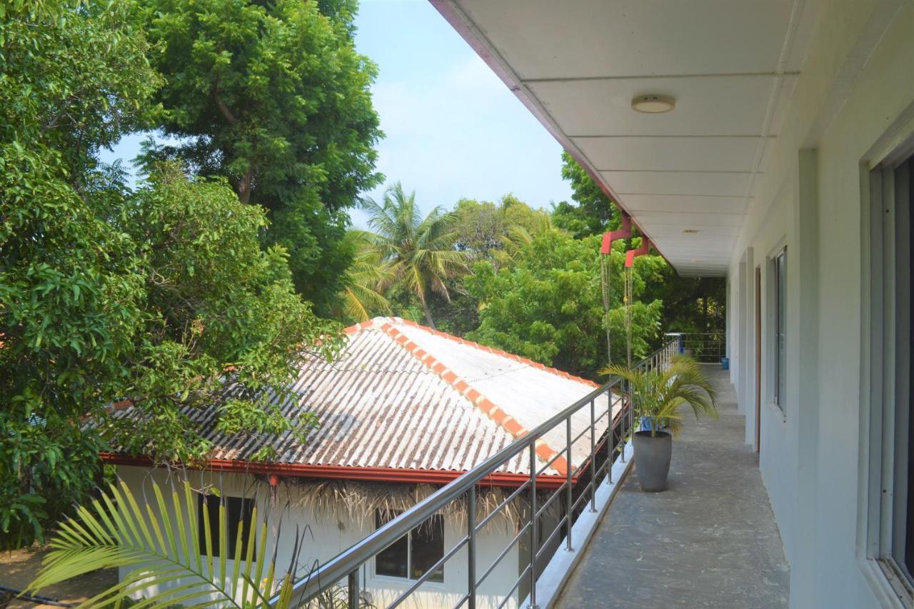 D'Villa Garden House Джафна Экстерьер фото
